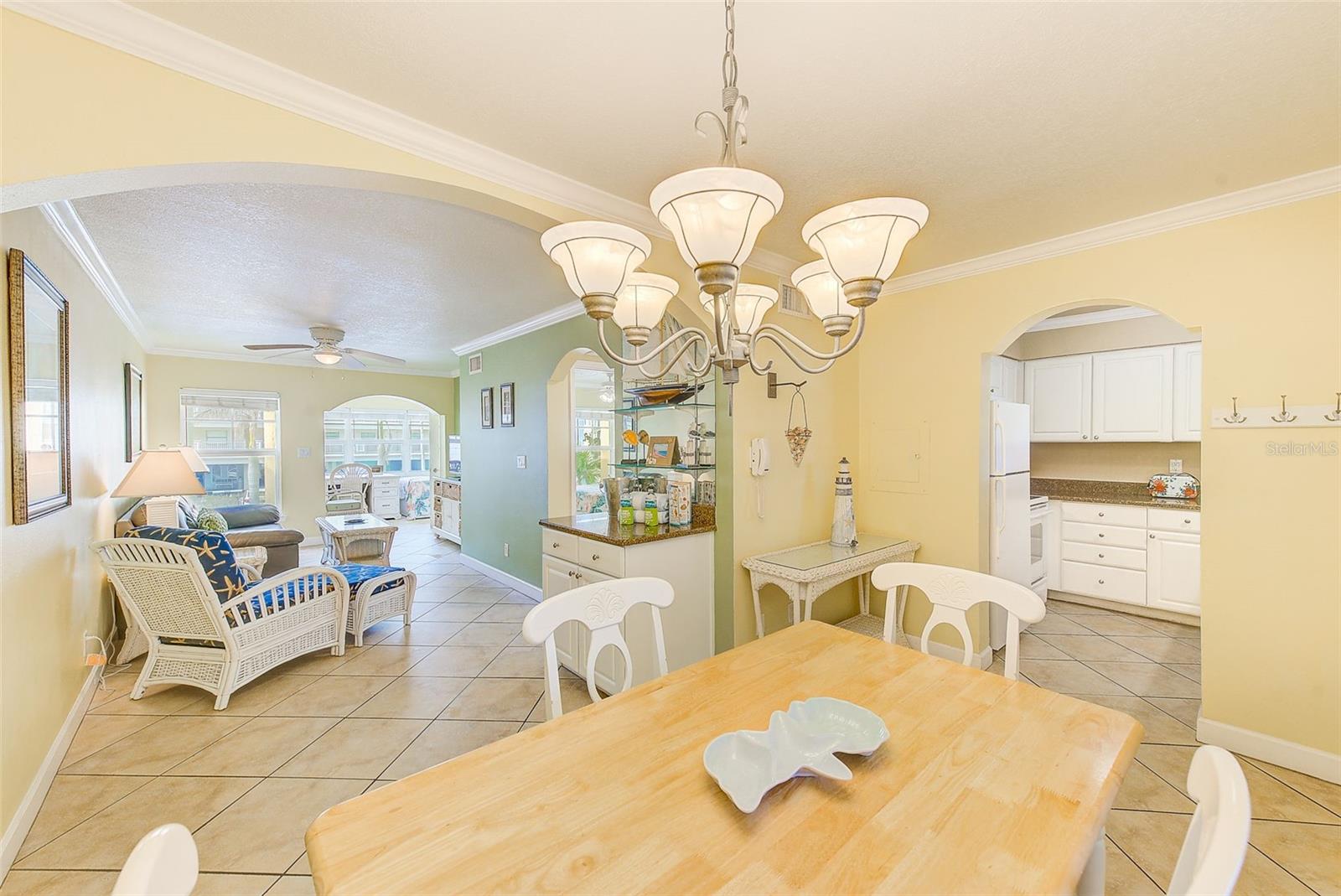 Photo 5 of 19417 GULF BLVD #D-206