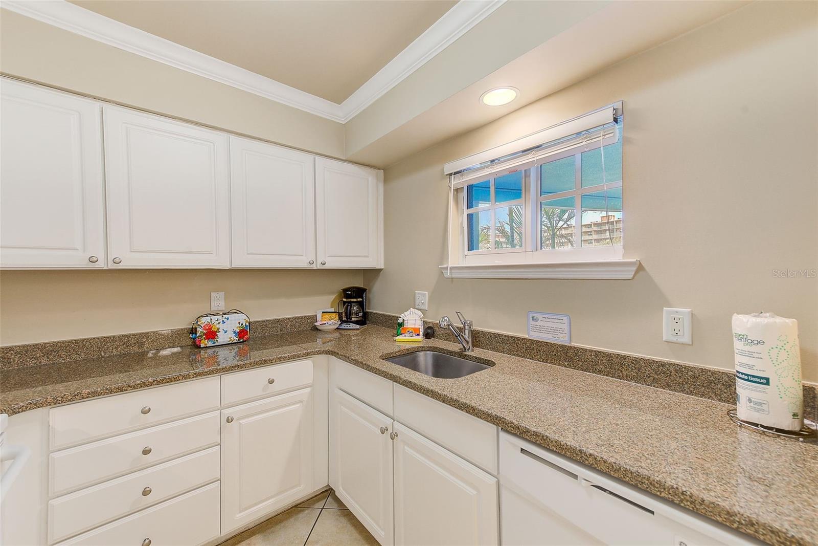 Photo 7 of 19417 GULF BLVD #D-206