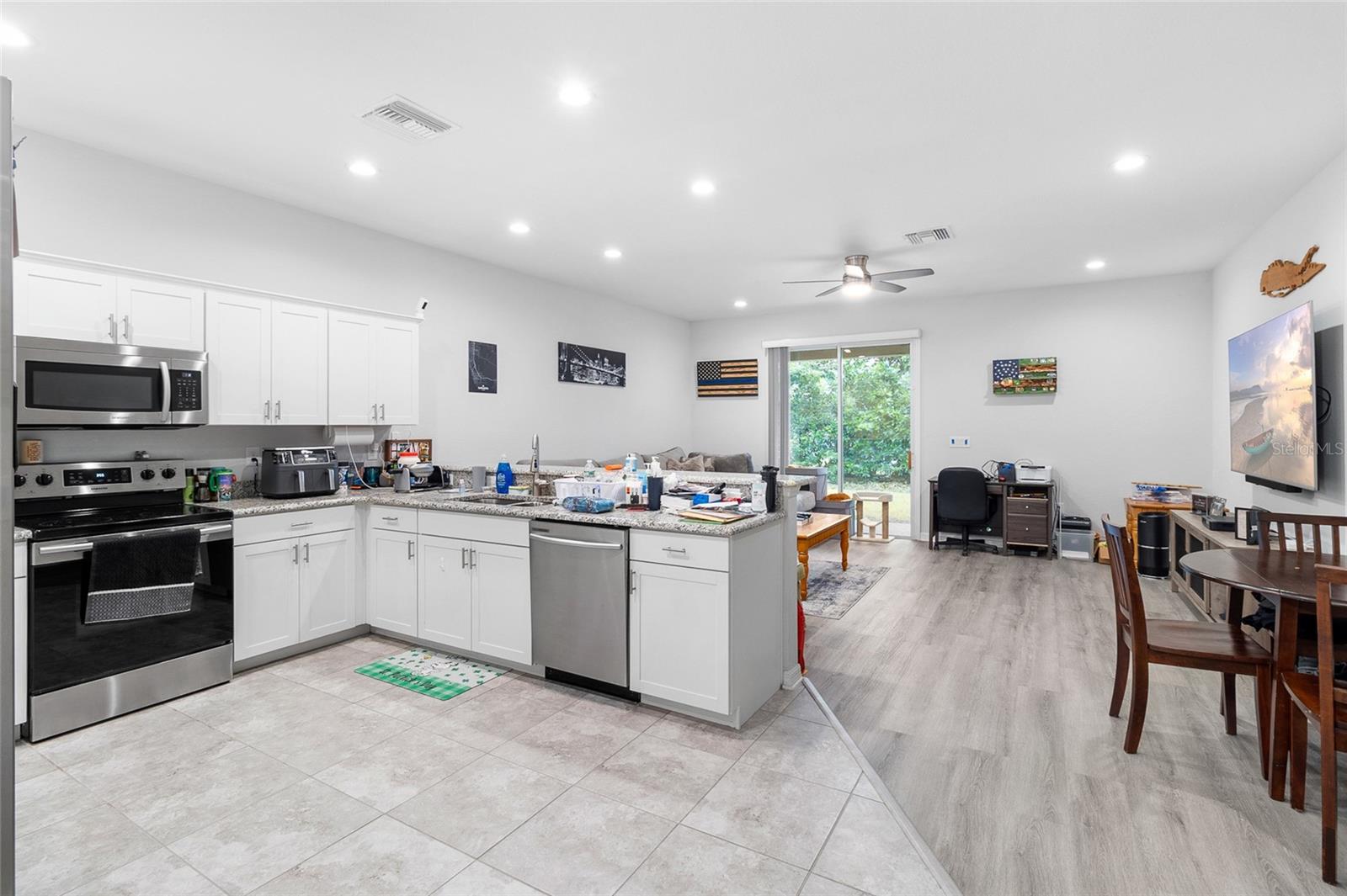 Photo 5 of 1034 GRANTHAM DR