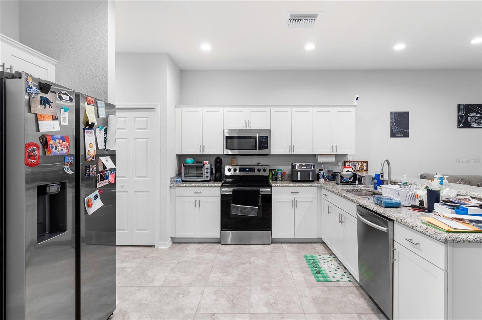 Photo 6 of 1034 GRANTHAM DR