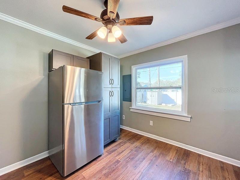 Photo 5 of 1276 SEDEEVA CIR N