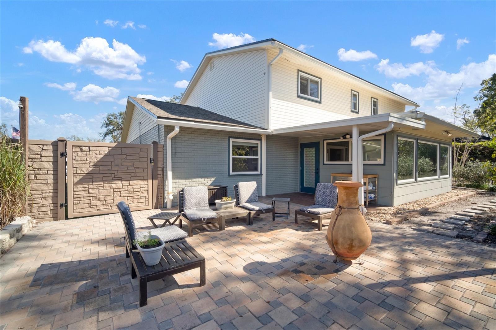 Photo 5 of 1904 PEPPERWOOD PL
