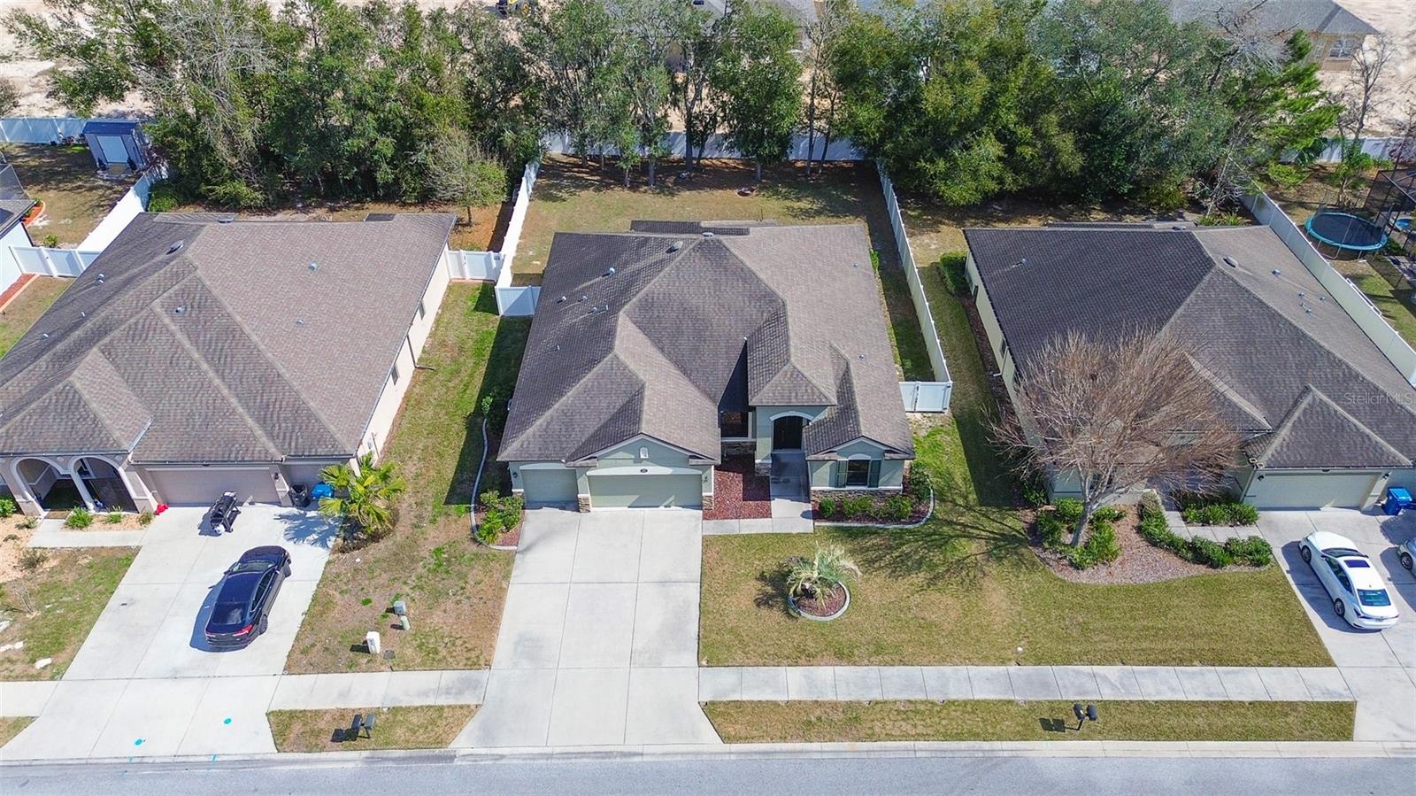 Photo 2 of 624 TIERRA DR