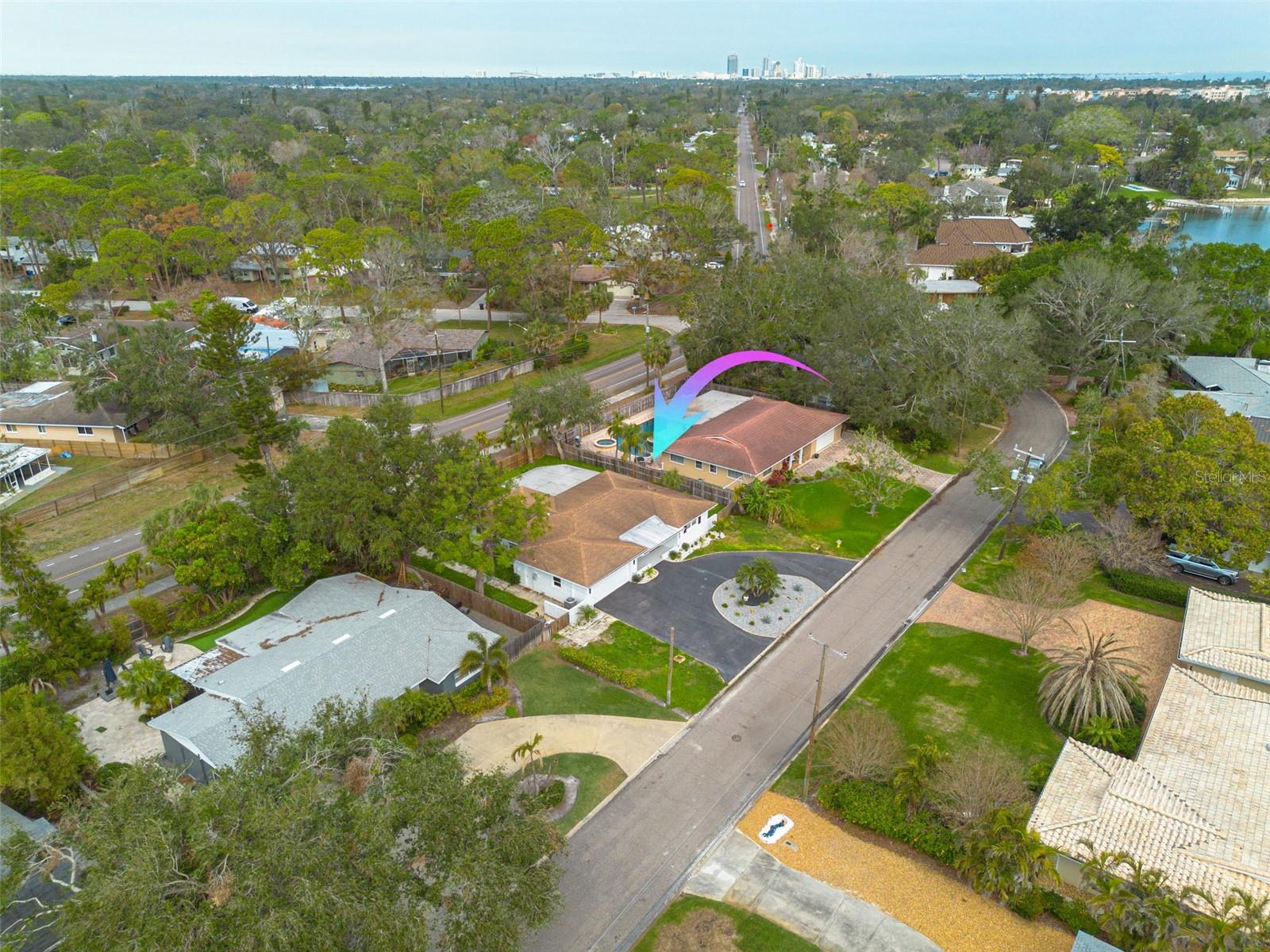 Photo 3 of 6655 COLONY DR S