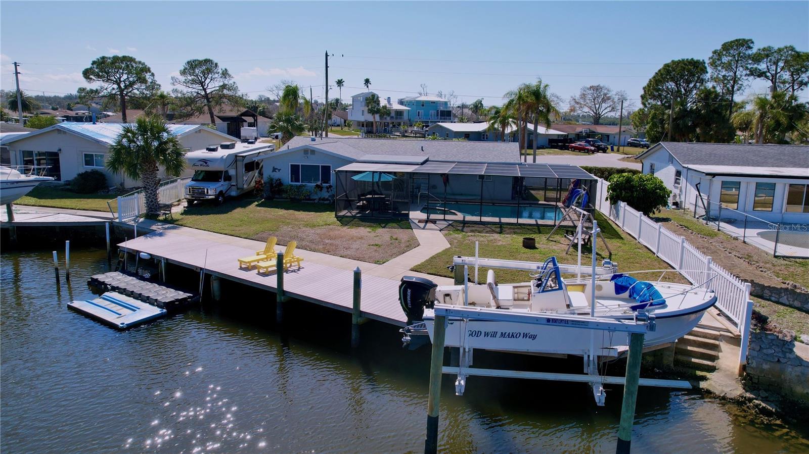 Photo 4 of 4941 WATERSIDE DR