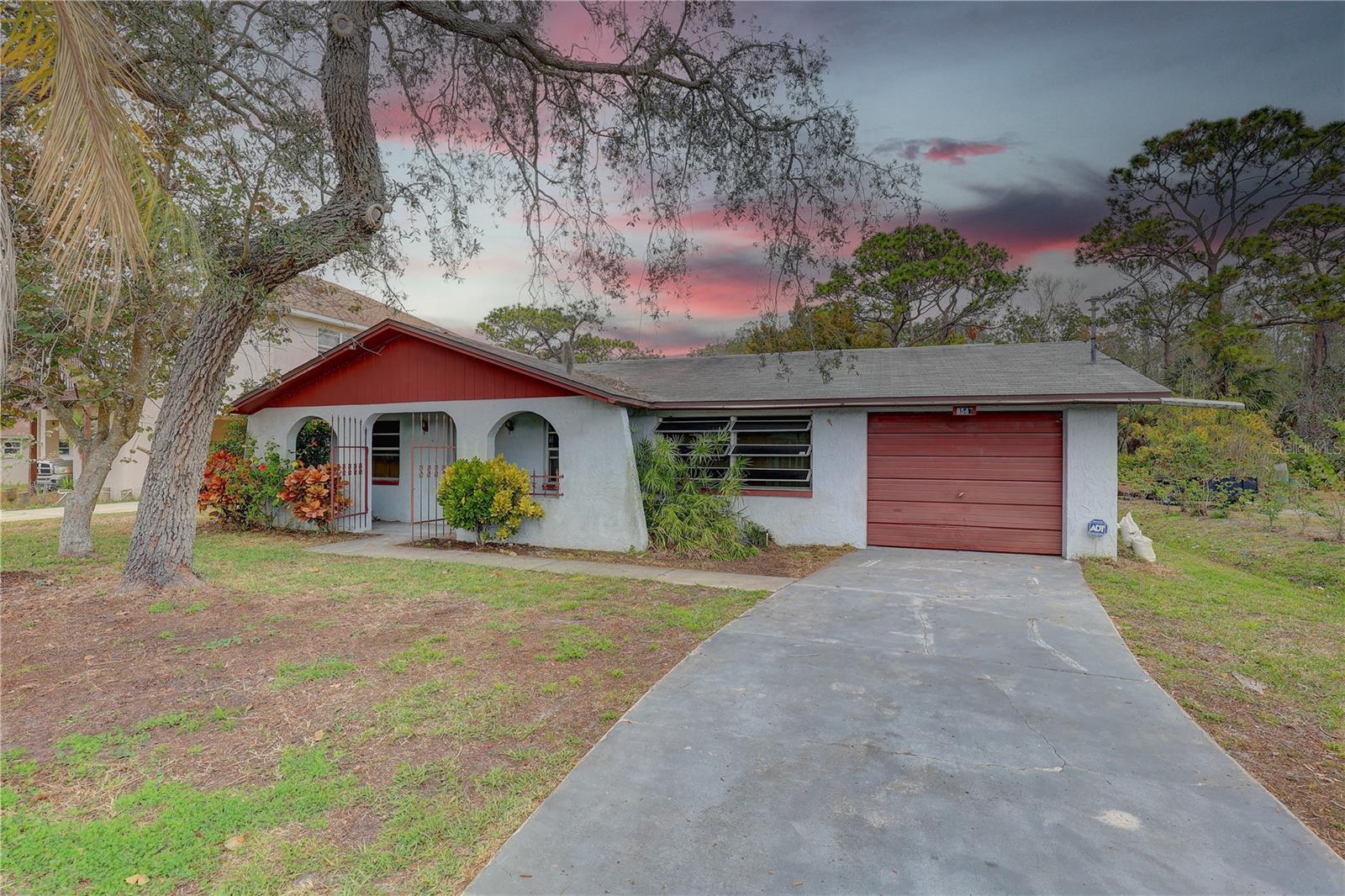 Photo of 8547 HORIZON LN