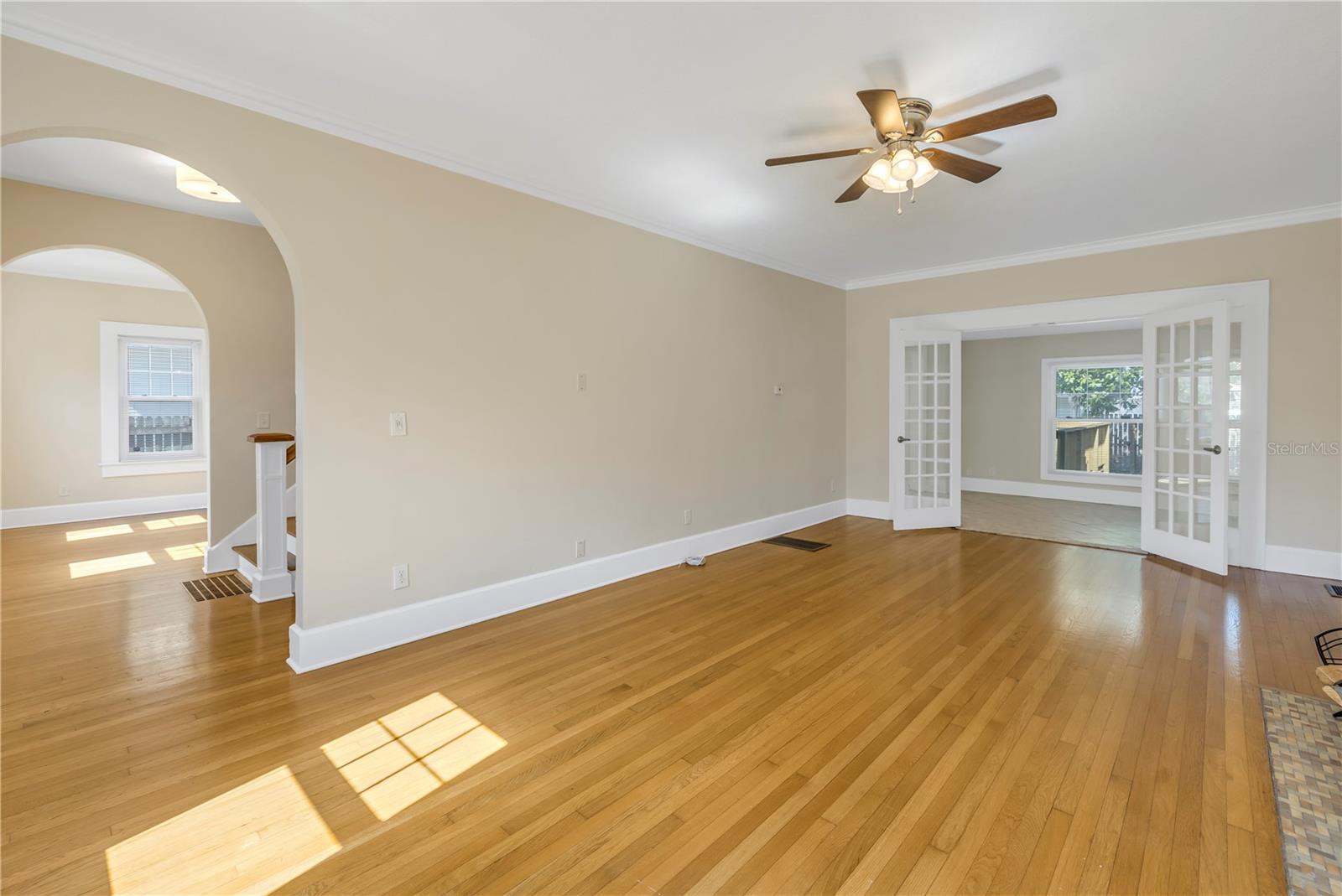 Photo 4 of 535 28TH AVE N