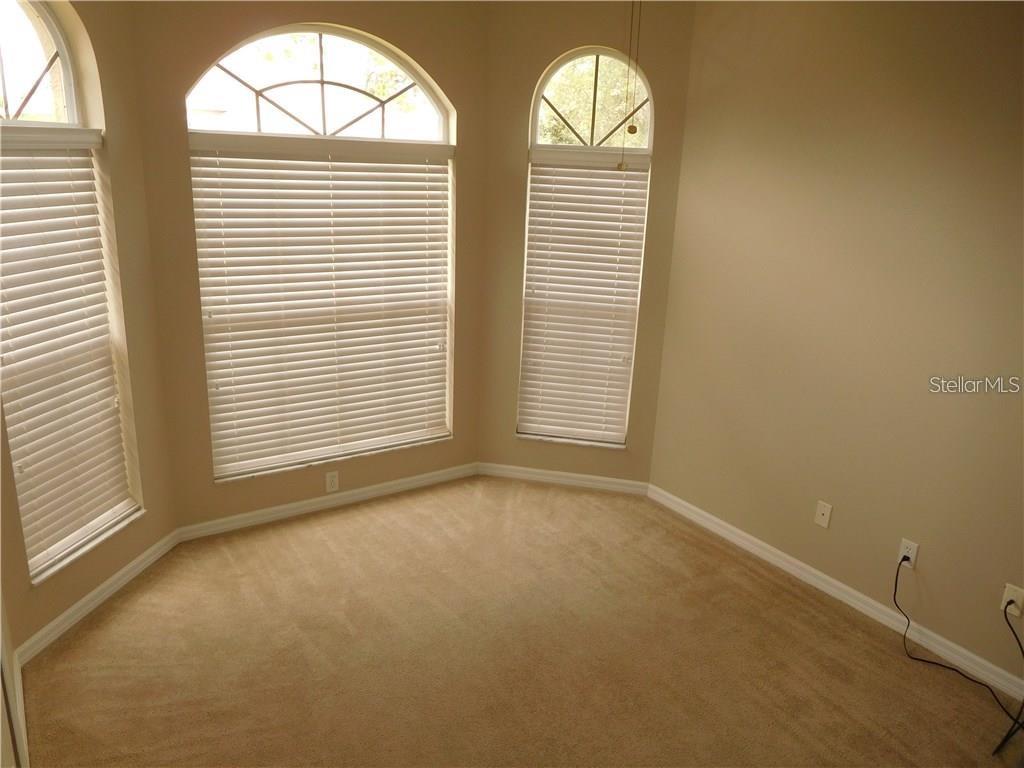 Photo 5 of 1814 WOOD TRAIL ST