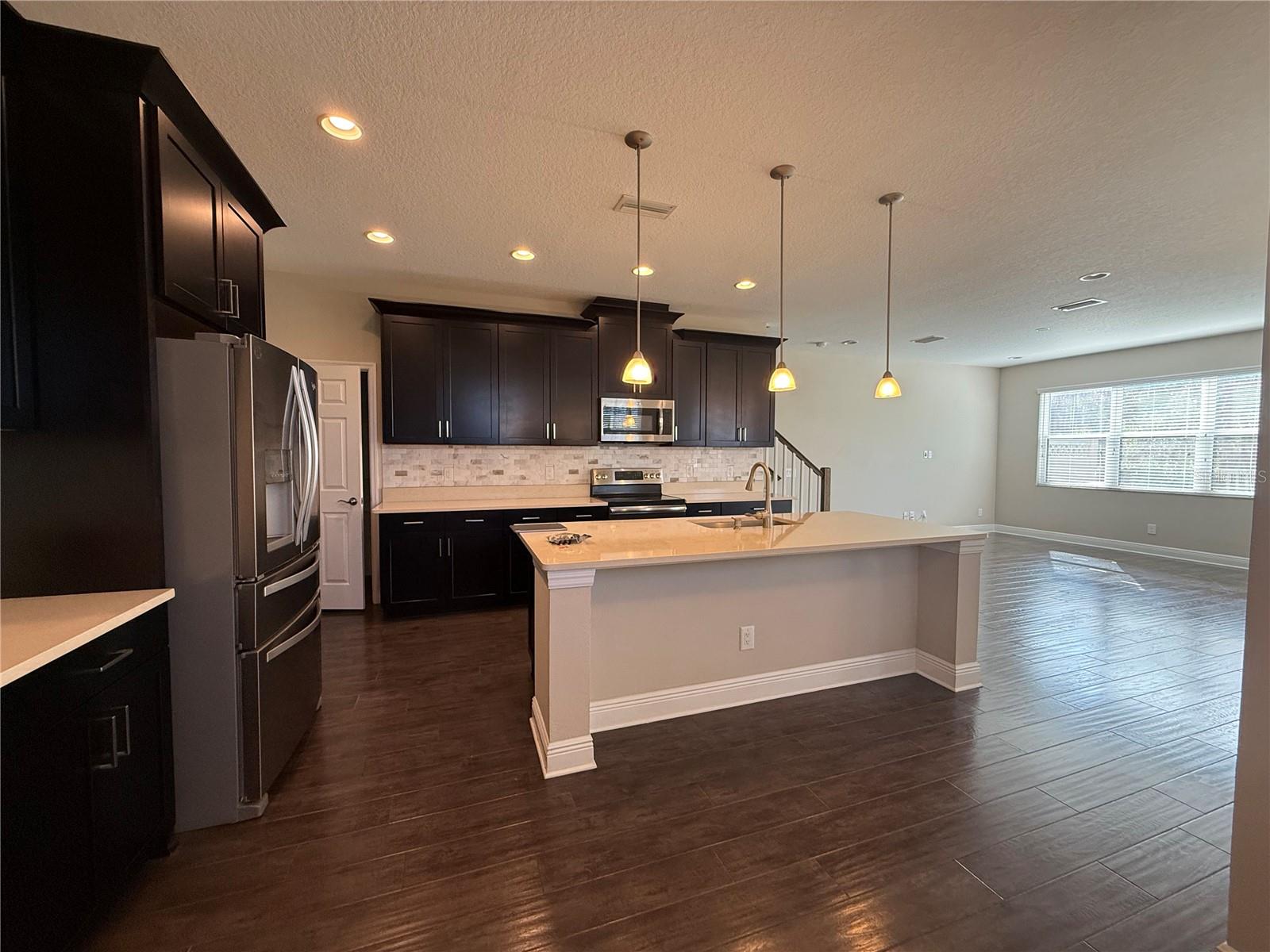 Photo 5 of 30309 SOUTHWELL LN