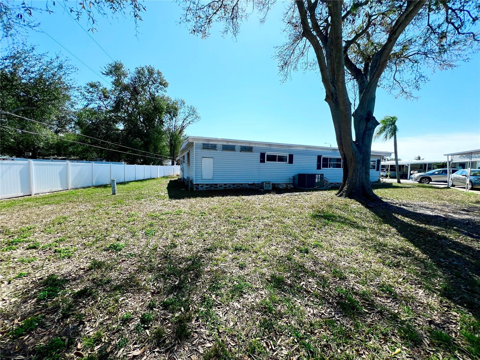 Photo 4 of 1100 BELCHER RD S #781