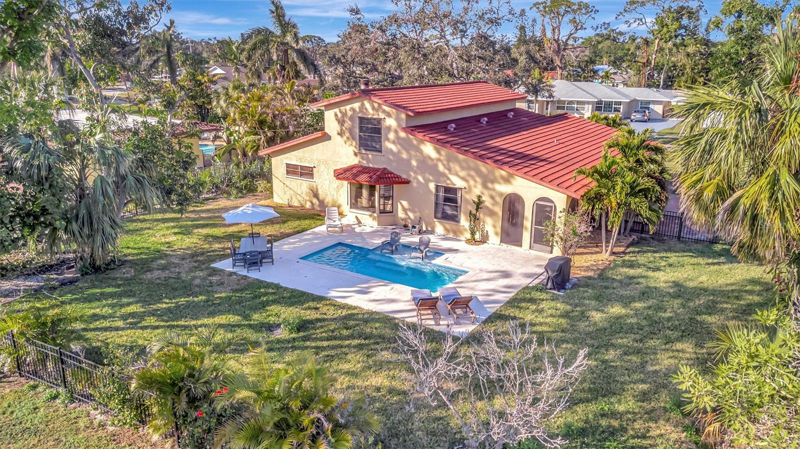 Photo of 612 MONTEZUMA DR