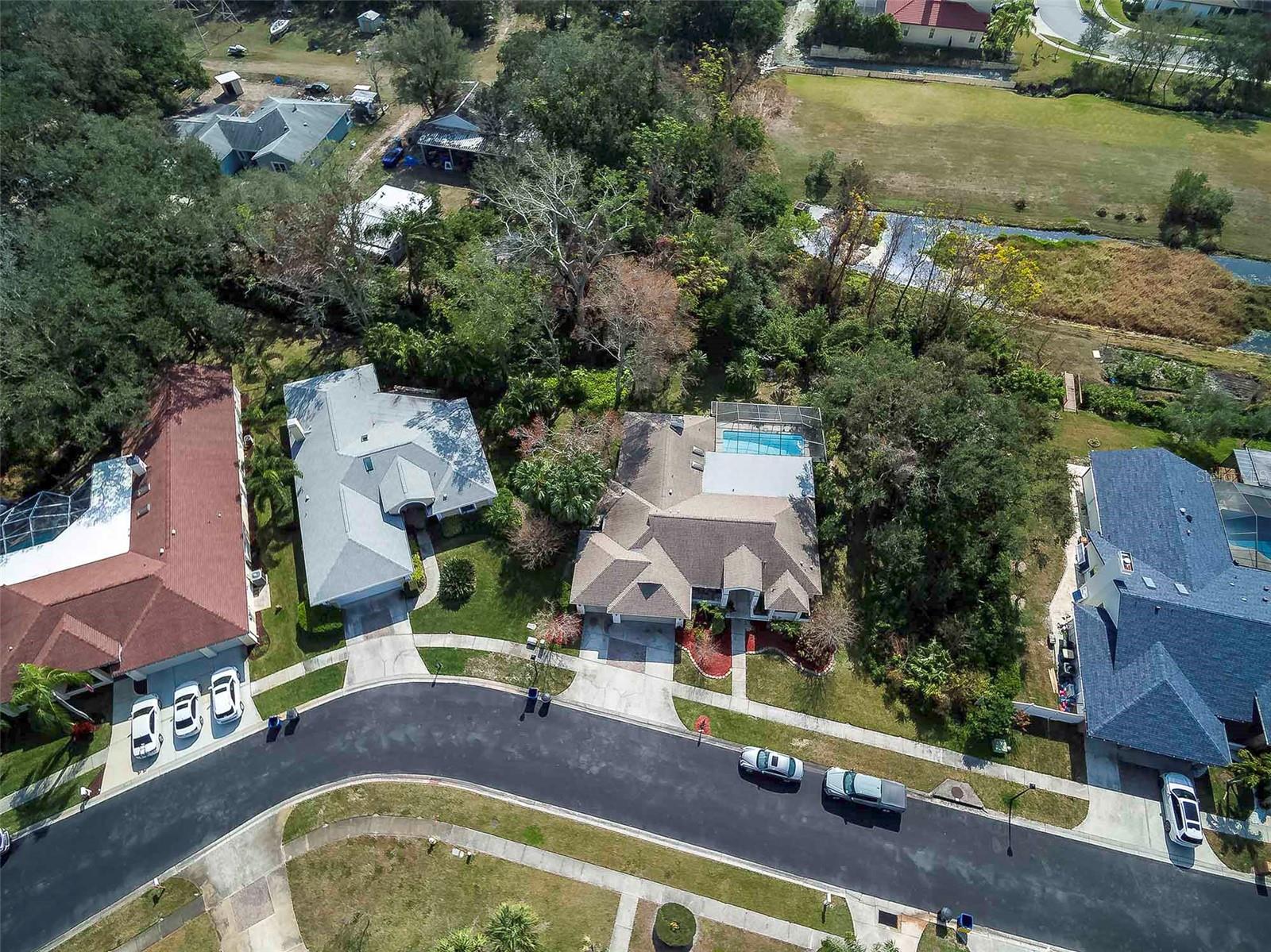 Photo 7 of 3037 CREST DR