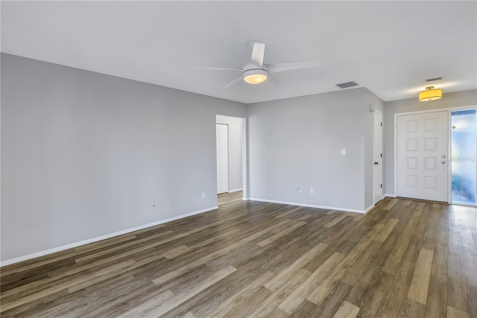 Photo 7 of 2609 RIDGE LN