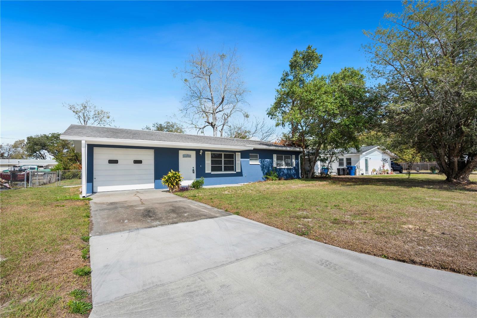 Photo of 39035 CITADEL CIR