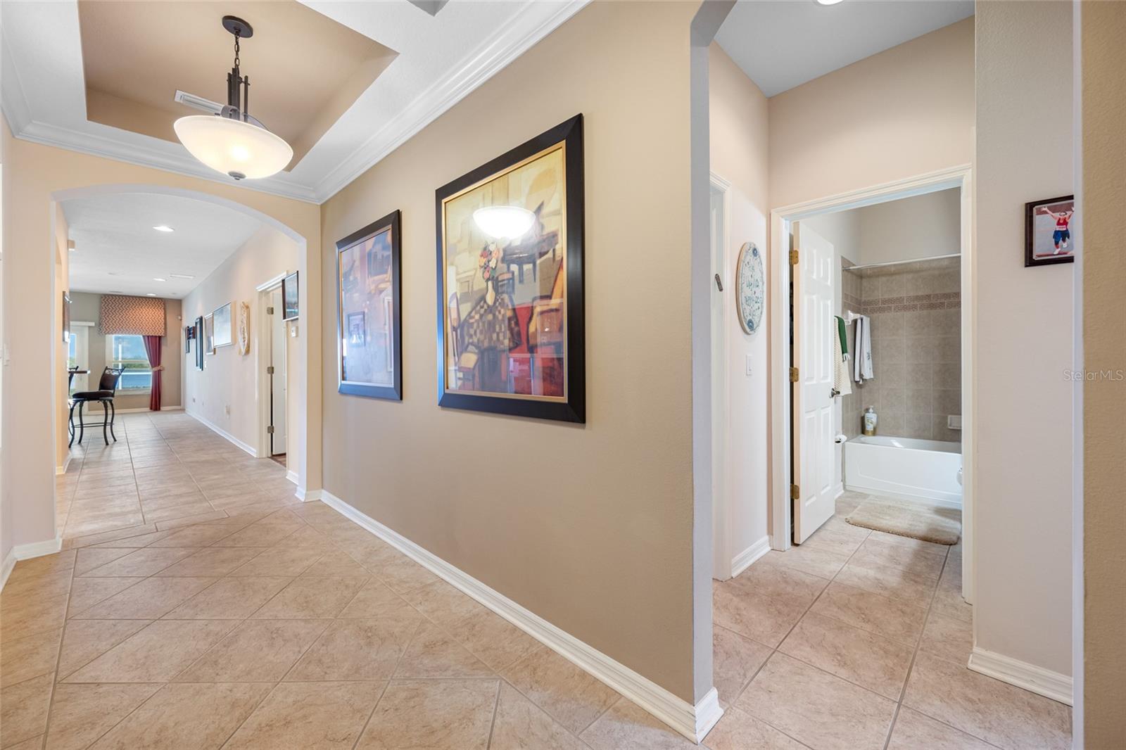 Photo 6 of 833 SEMINOLE SKY DR