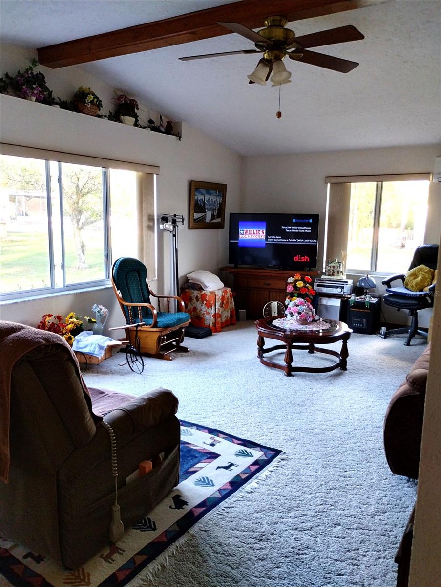 Photo 5 of 39349 & 39343 RUSBE DR