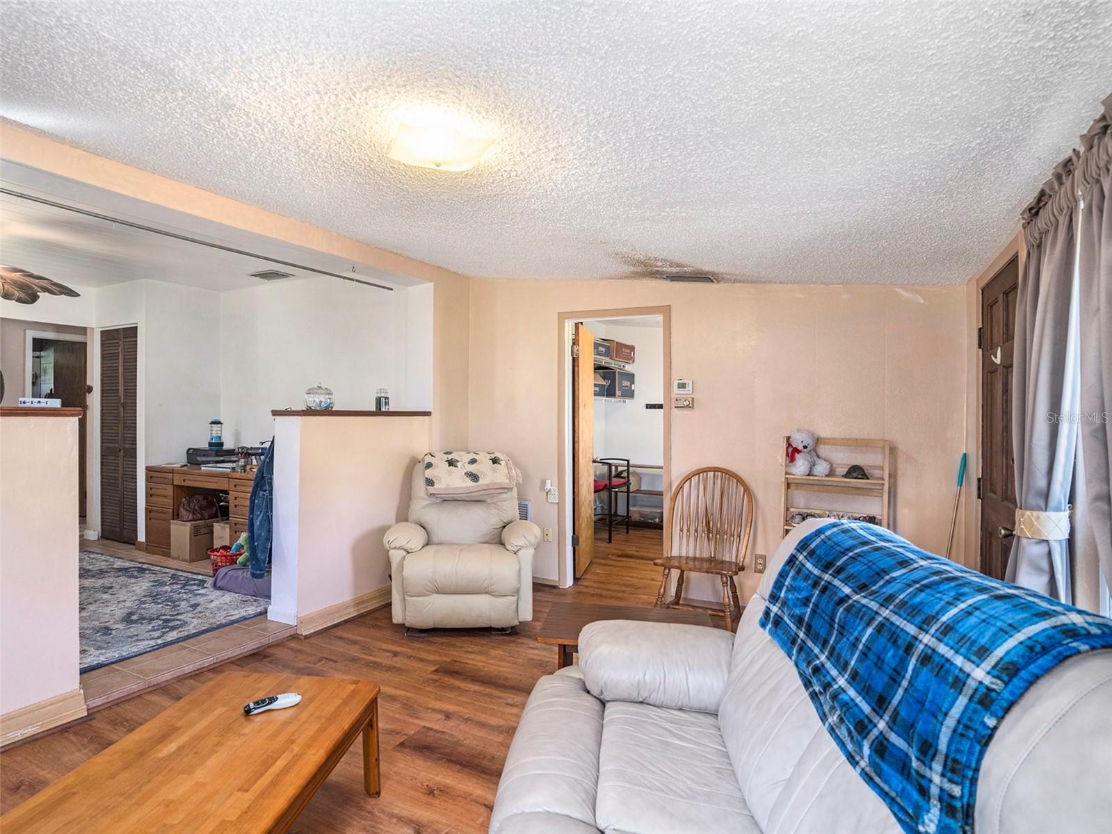 Photo 4 of 11125 MAHIN LN