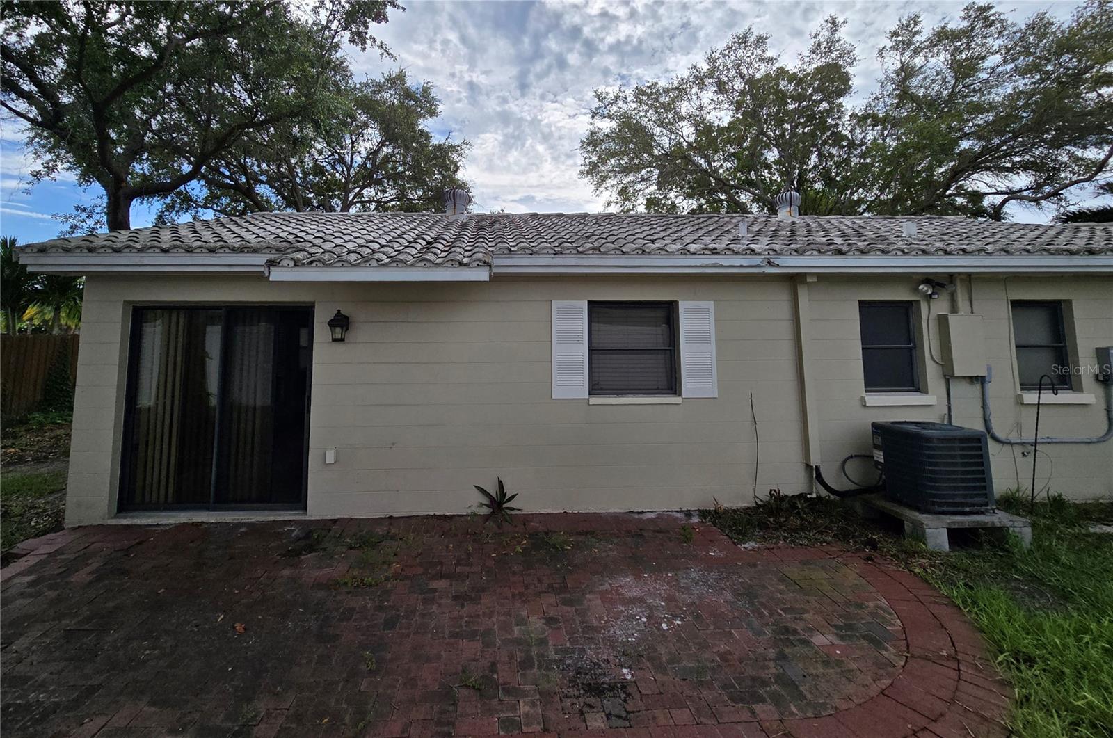 Photo 5 of 53 DOLPHIN DR #A