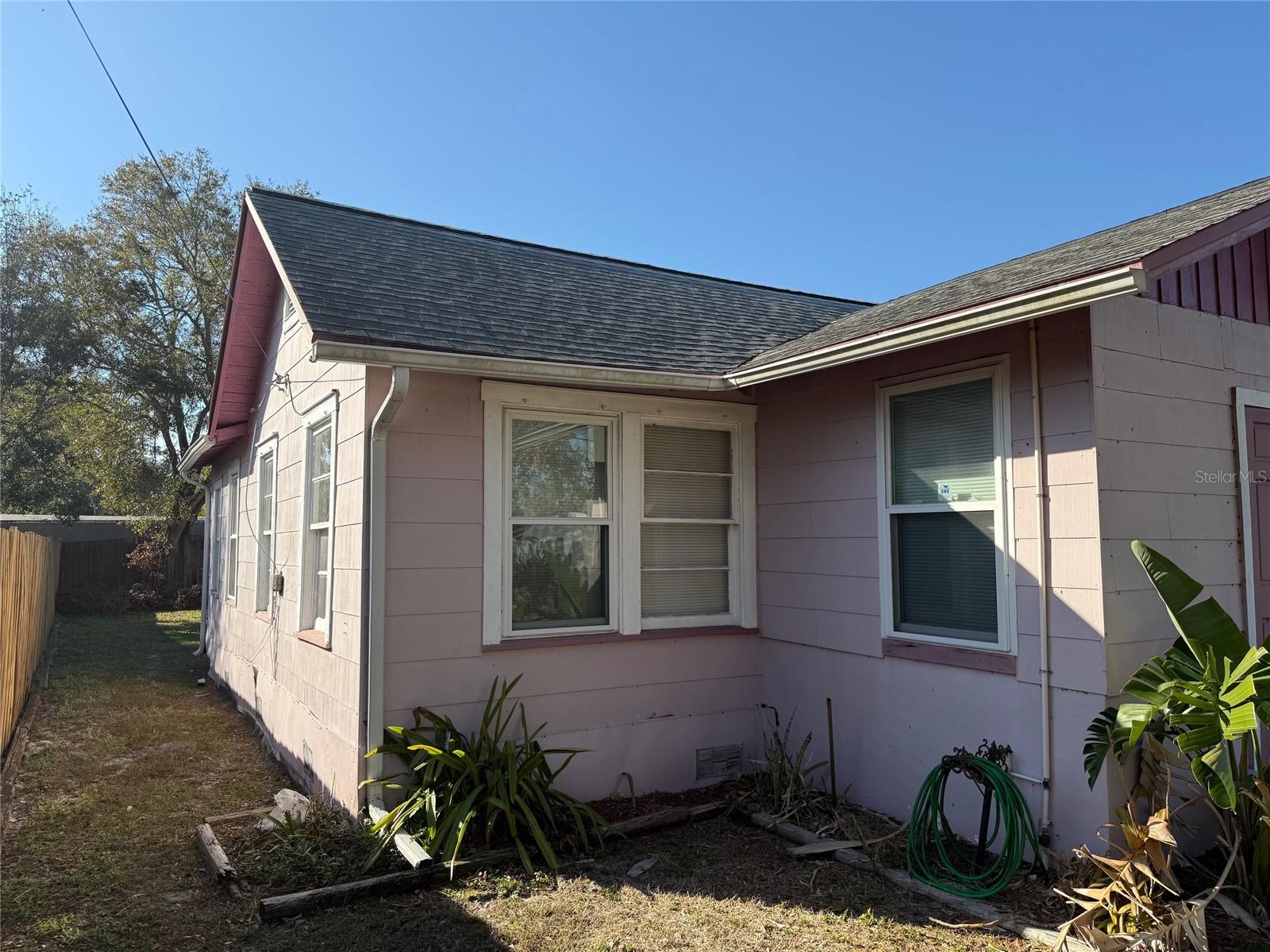 Photo 2 of 6319 S ADELIA AVE