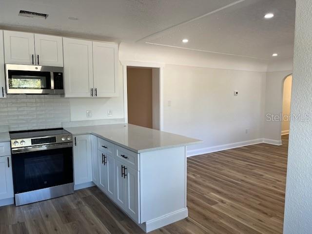 Photo 3 of 2200 CATALONIA WAY S