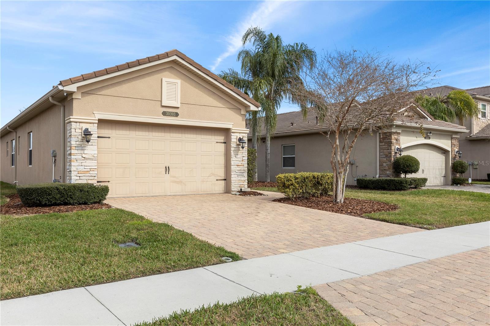 Photo 3 of 30393 PALMER OAK DR