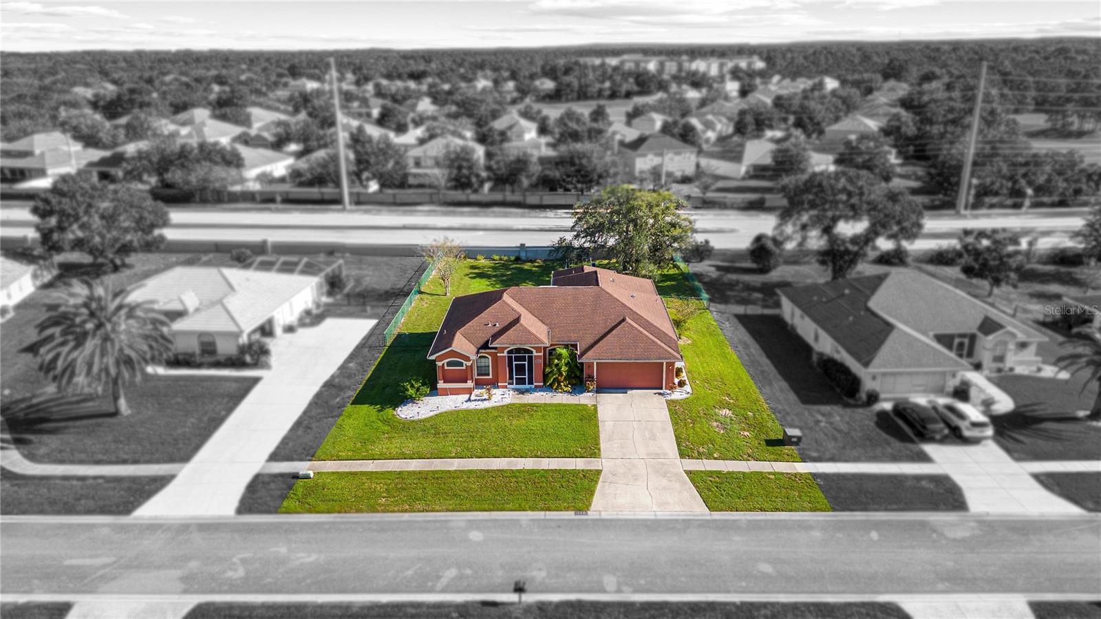 Photo 5 of 13481 PULLMAN DR