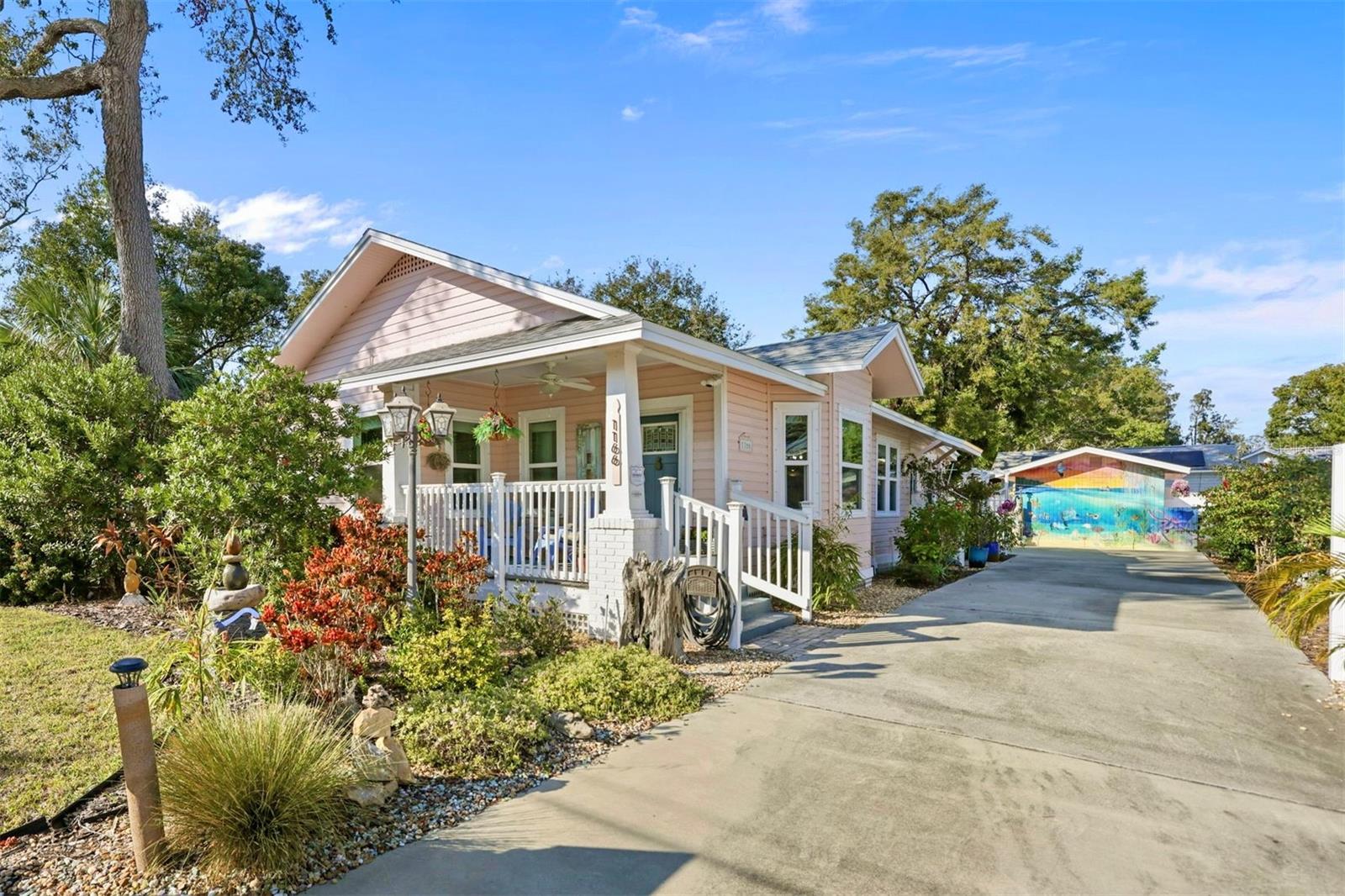 Photo 6 of 1166 GRANADA ST