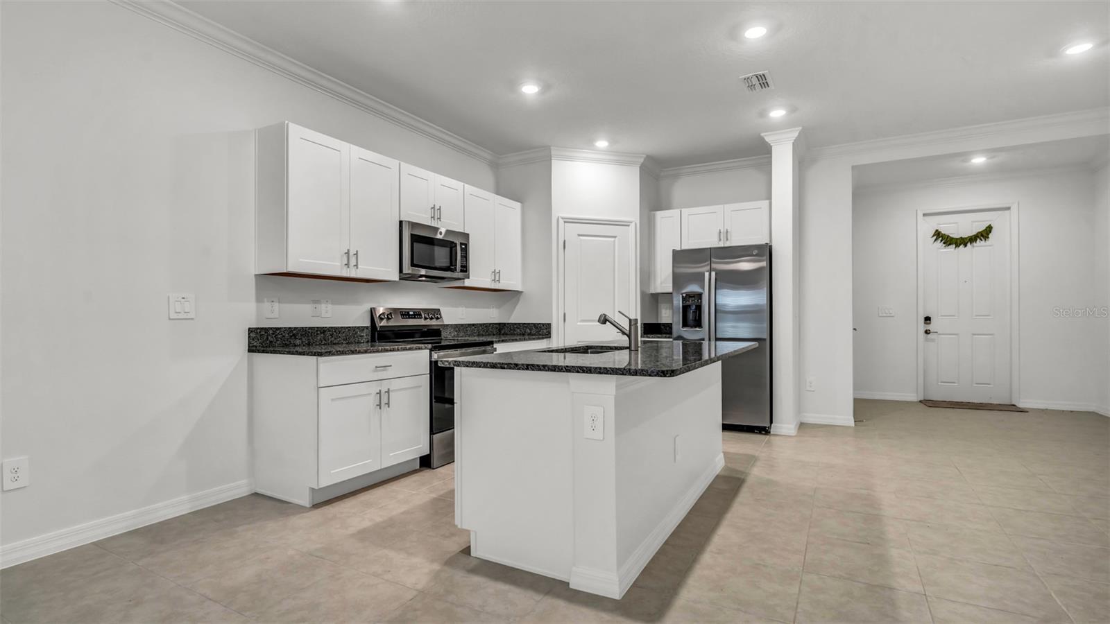 Photo 4 of 10807 FOWLERS BLUFF CT