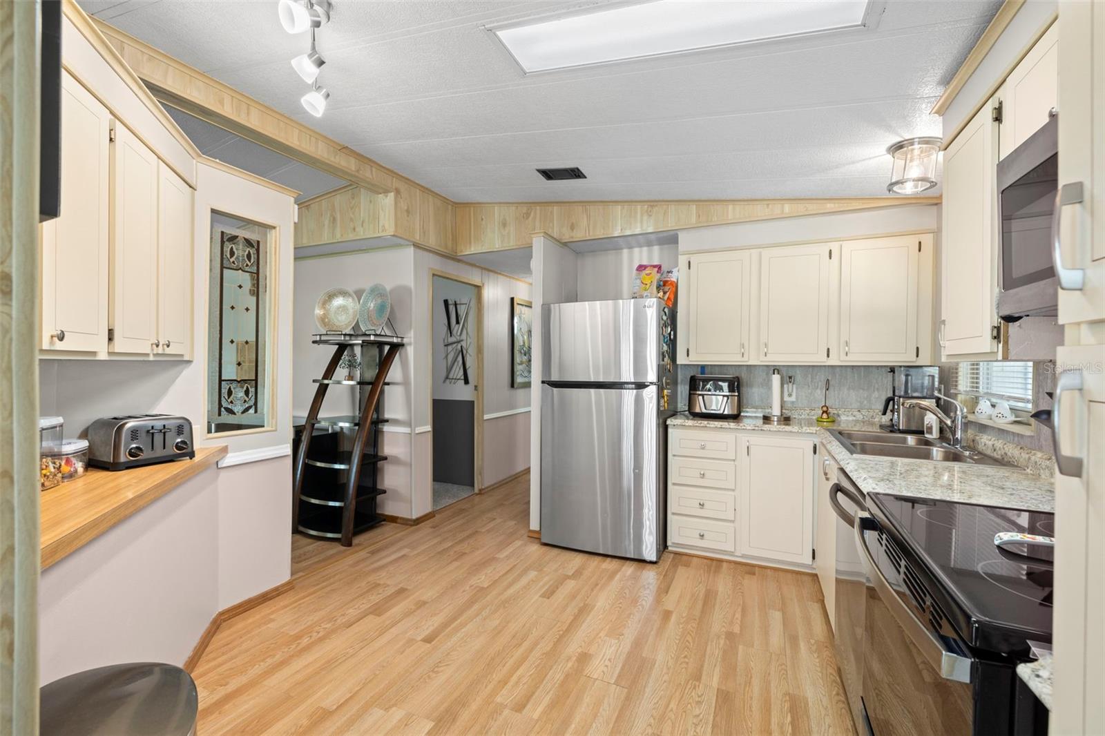 Photo 4 of 35918 VERANO LN