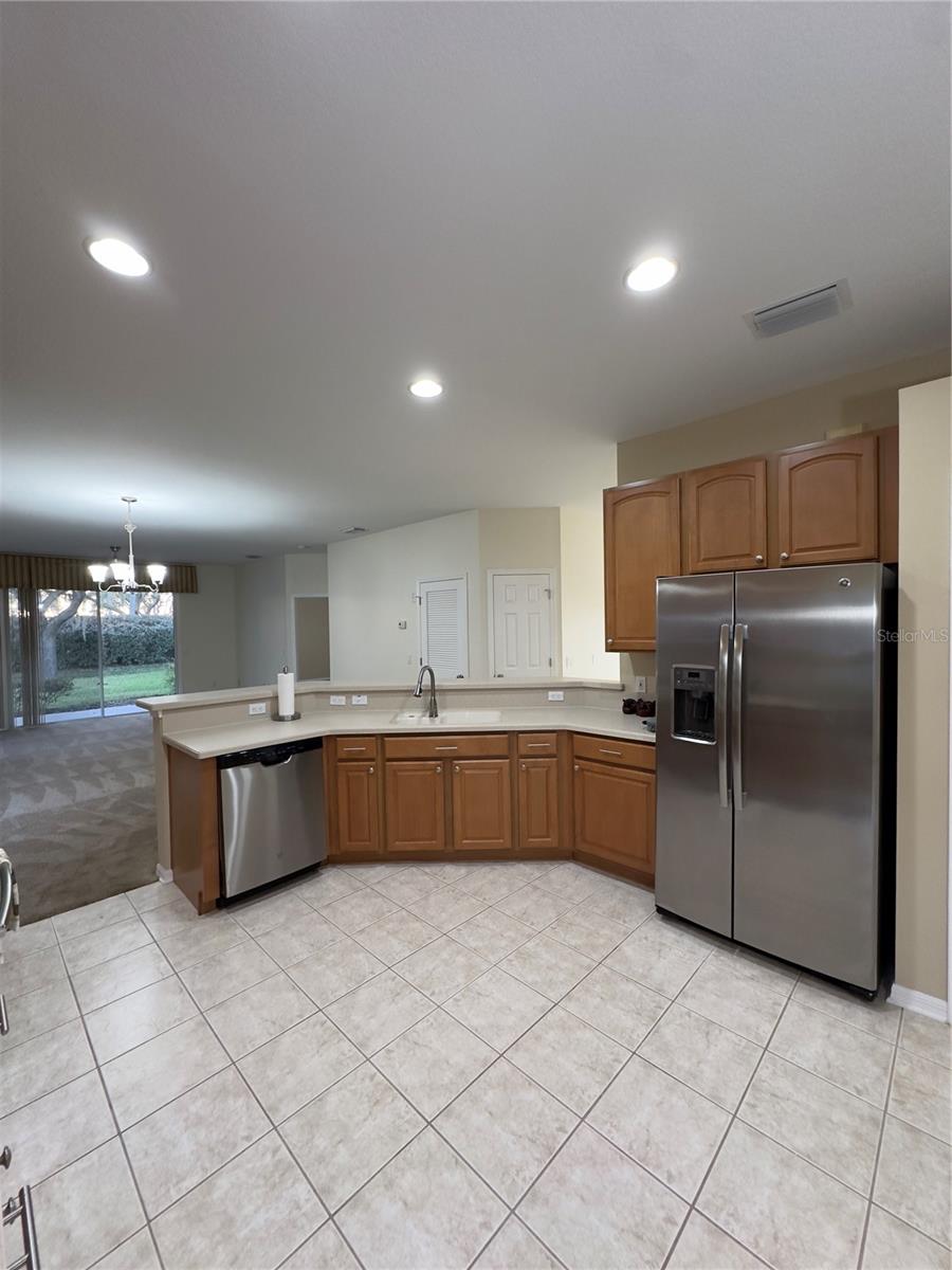 Photo 3 of 10222 DEVONSHIRE LAKE DR