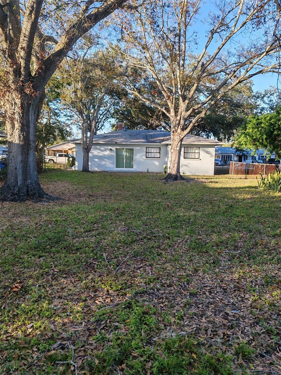 Photo 2 of 1003 ENGMAN ST