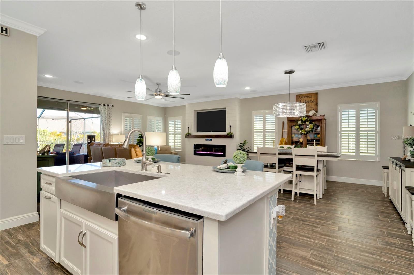 Photo 5 of 7426 SUNGOLD MEADOW CT
