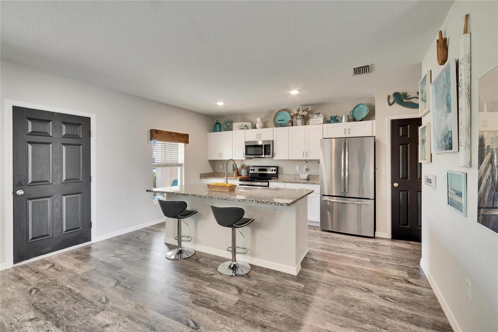 Photo 6 of 12818 CRESTED IRIS WAY