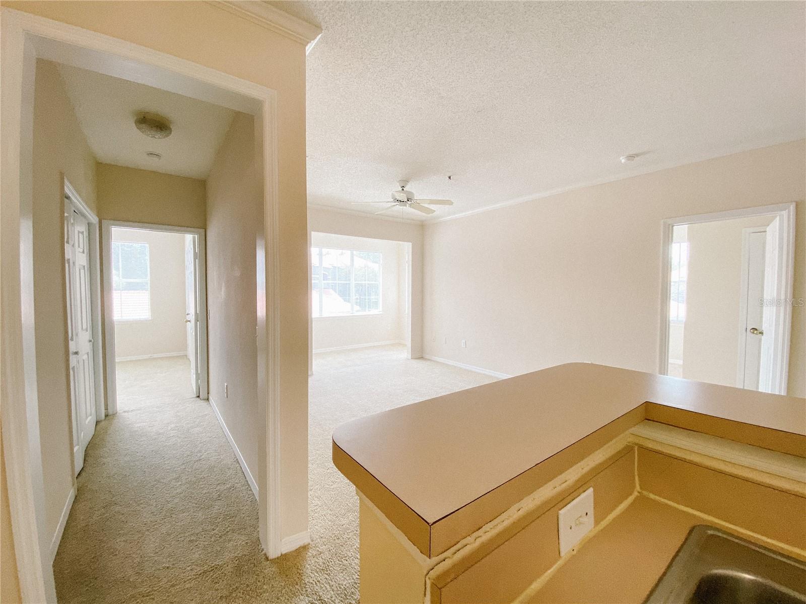 Photo 7 of 18001 RICHMOND PLACE DR #222