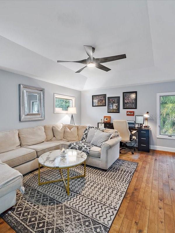 Photo 5 of 4588 BAYCEDAR LN