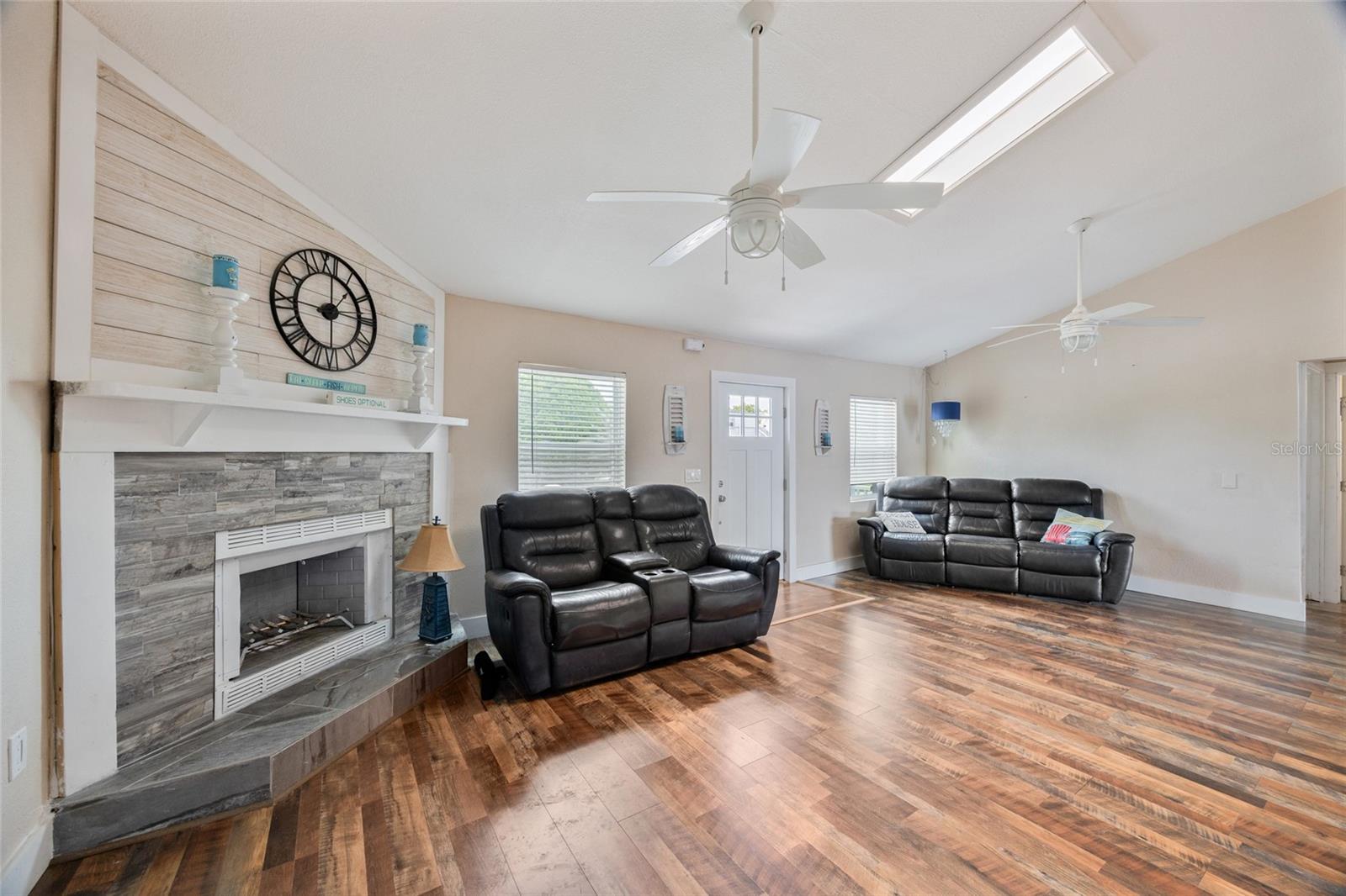 Photo 4 of 13023 PORT CT