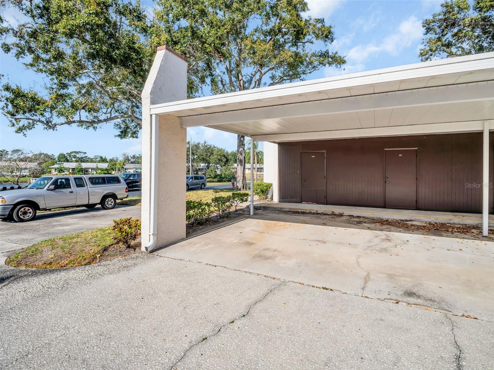 Photo 3 of 3109 MISSION GROVE DR #D