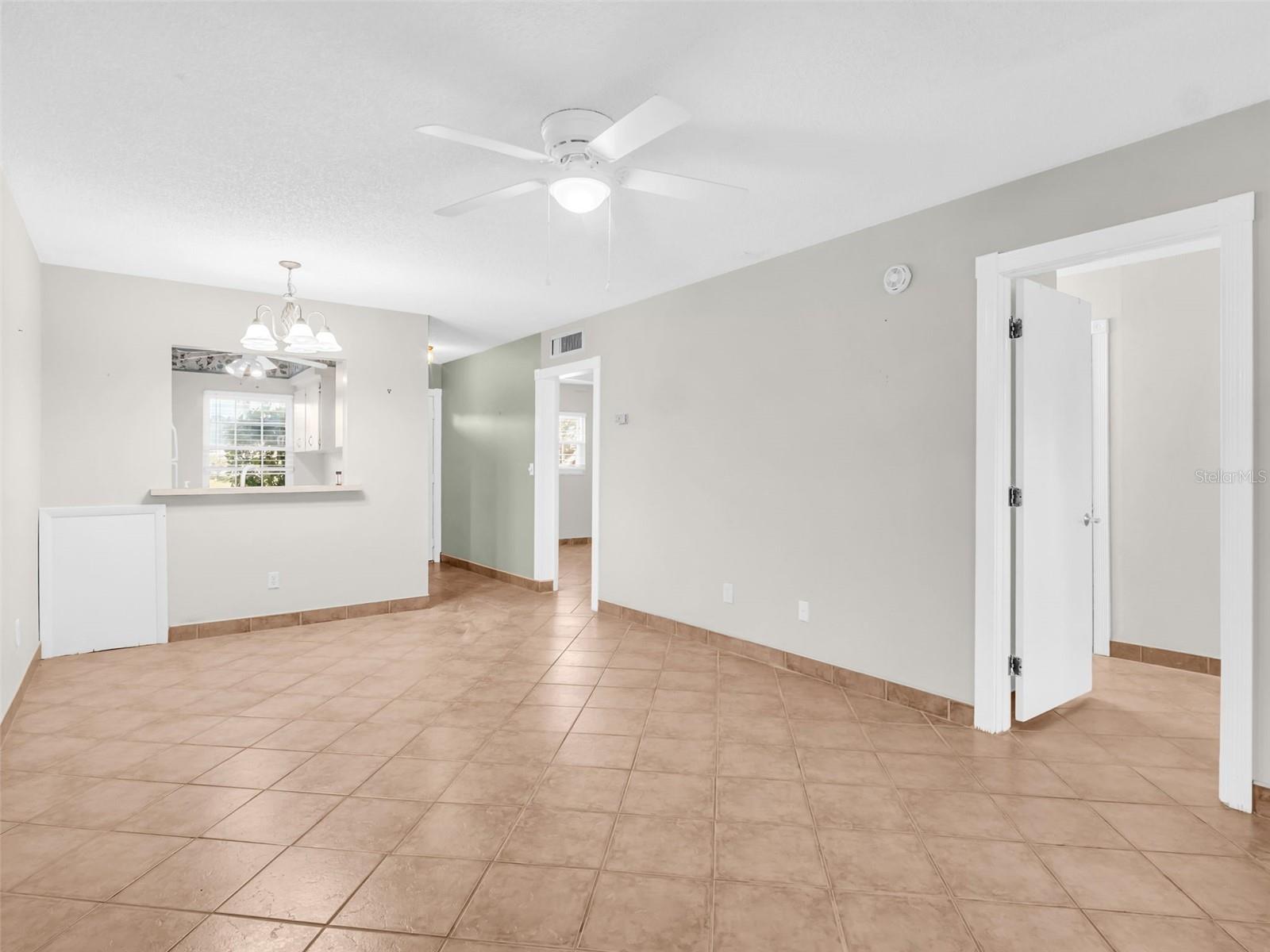 Photo 7 of 3109 MISSION GROVE DR #D