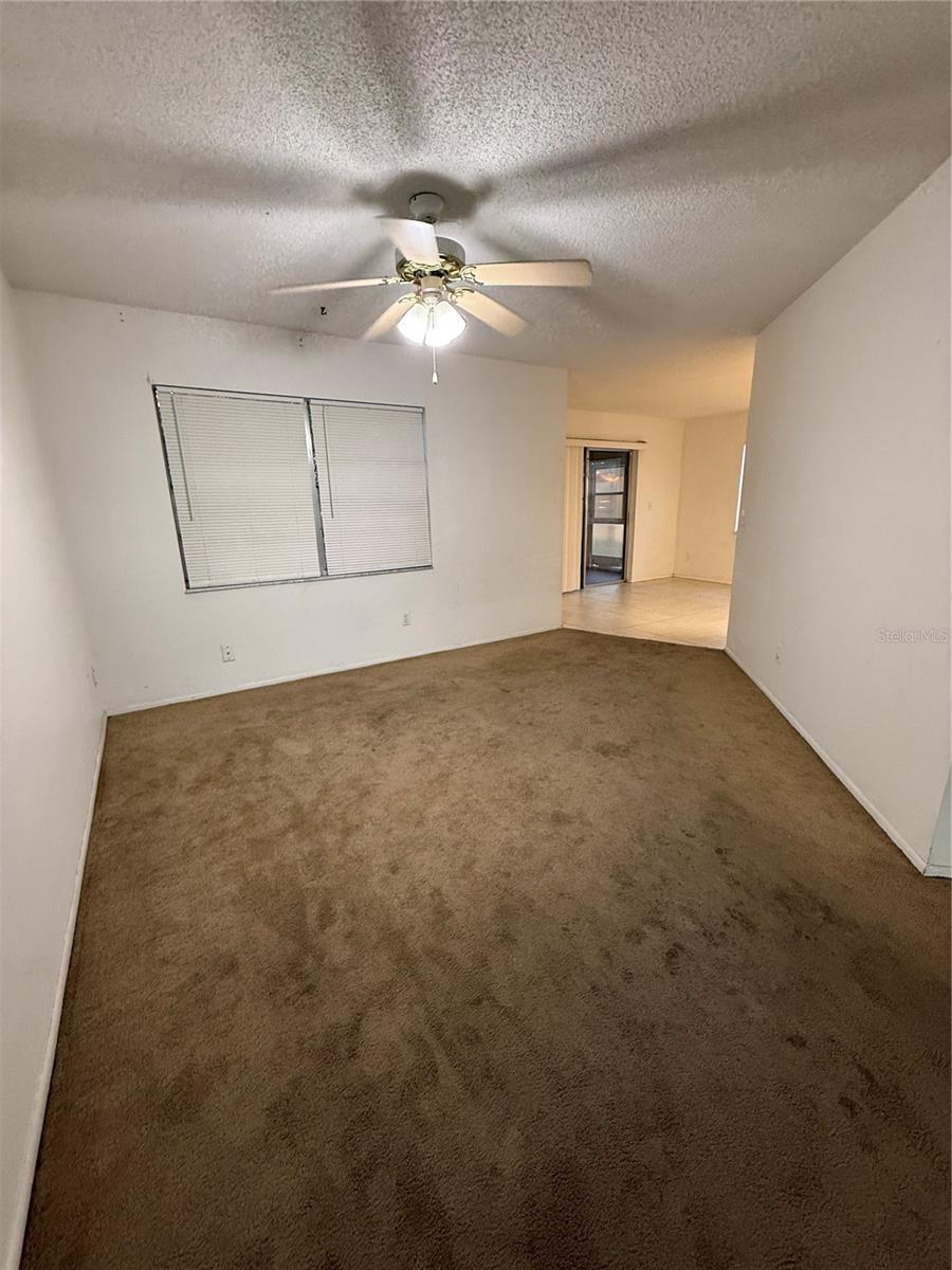 Photo 6 of 9007 SPRING HILL DR