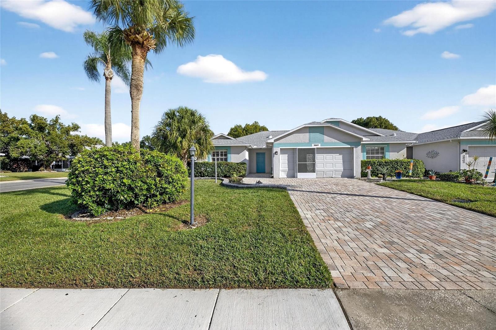 Photo 2 of 2007 W DEL WEBB BLVD