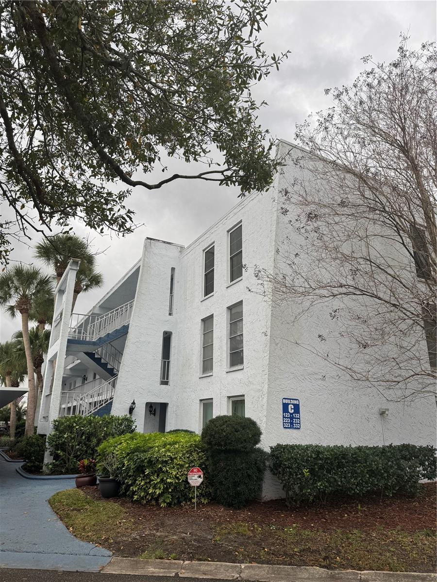 Photo of 225 COUNTRY CLUB DR #C326