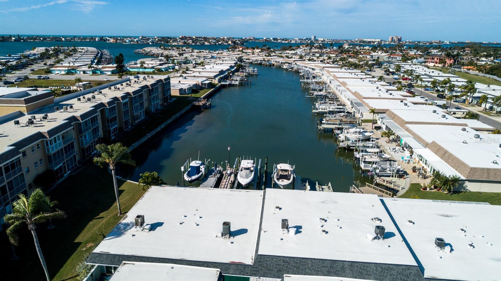 Photo of 128 BOCA CIEGA POINT BLVD N