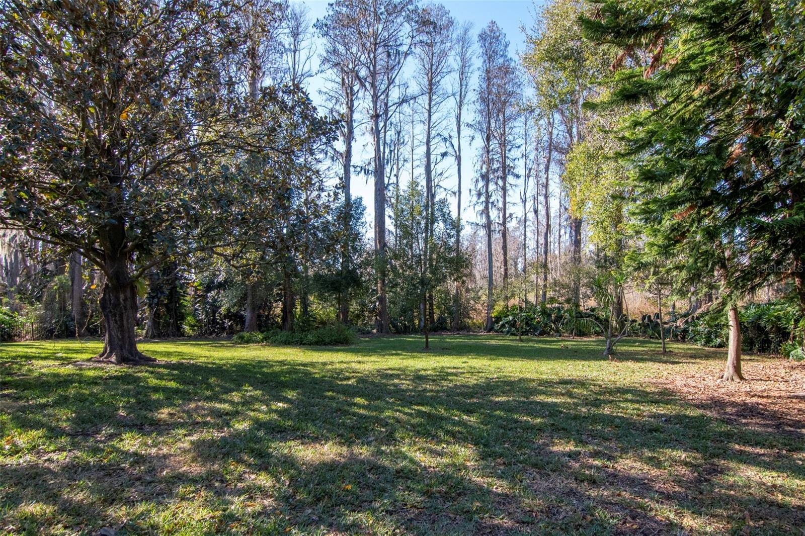 Photo 3 of 18306 PLEASANT RIDGE PL