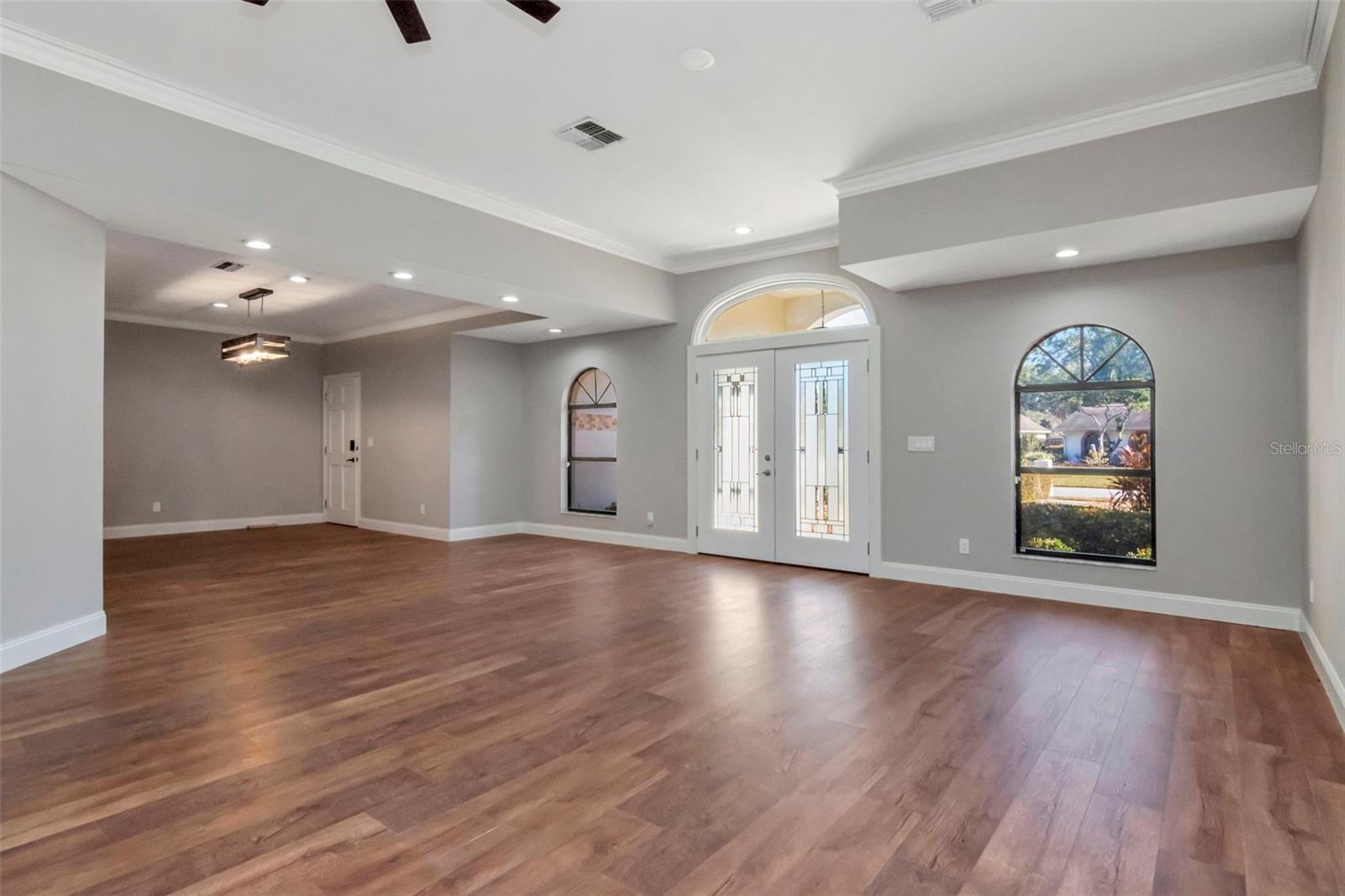 Photo 6 of 18306 PLEASANT RIDGE PL