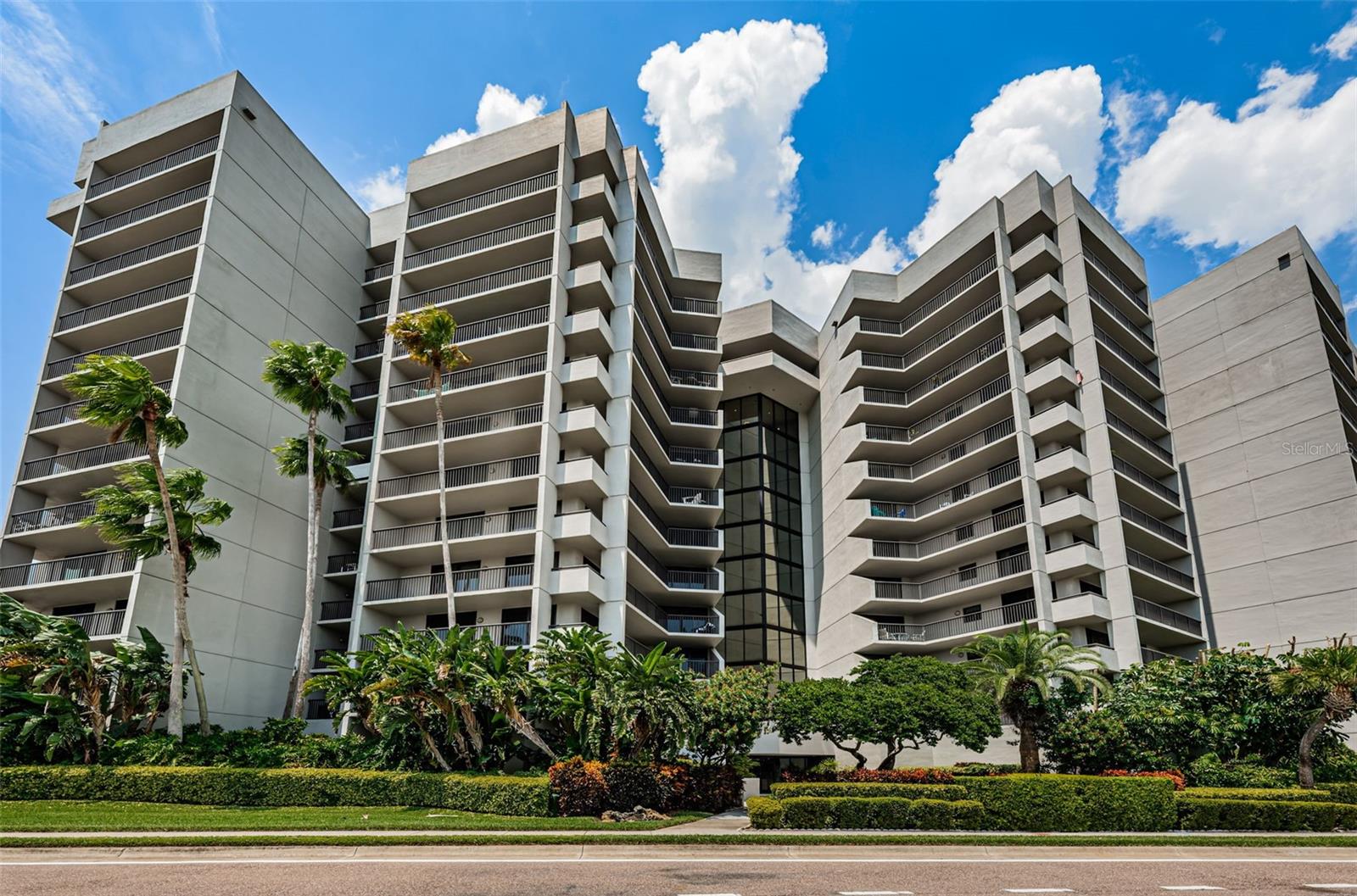 Photo 7 of 1660 GULF BLVD #1007
