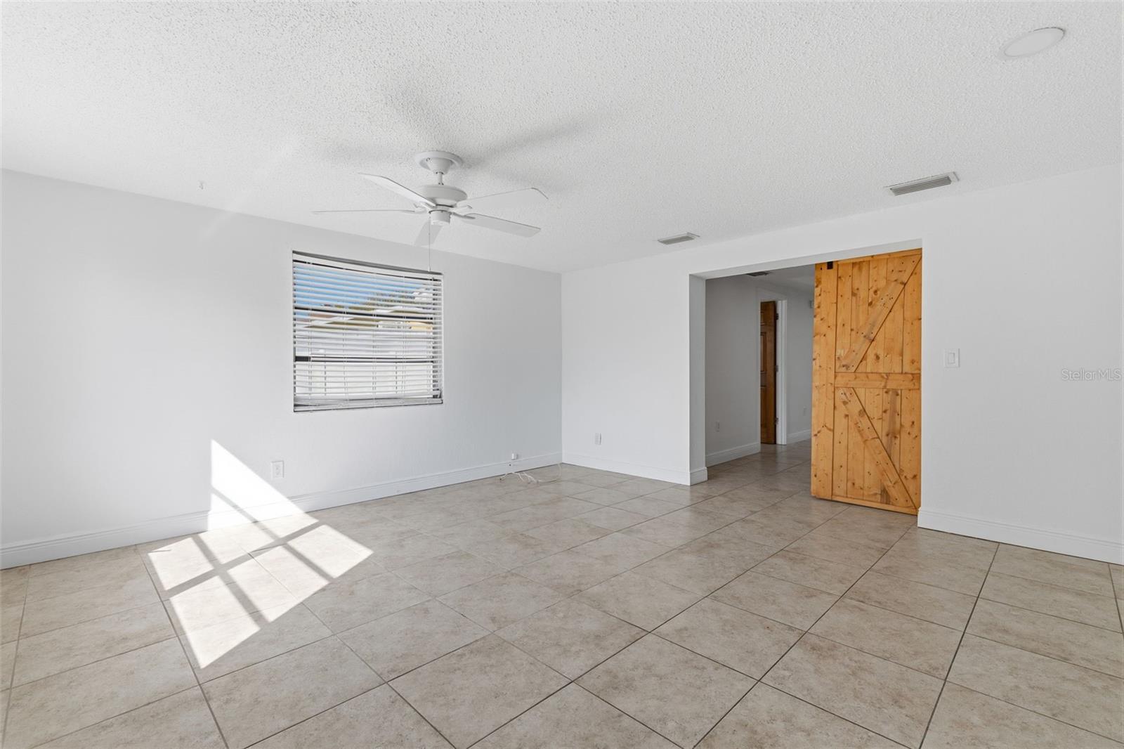 Photo 6 of 5802 GREENWOOD WAY