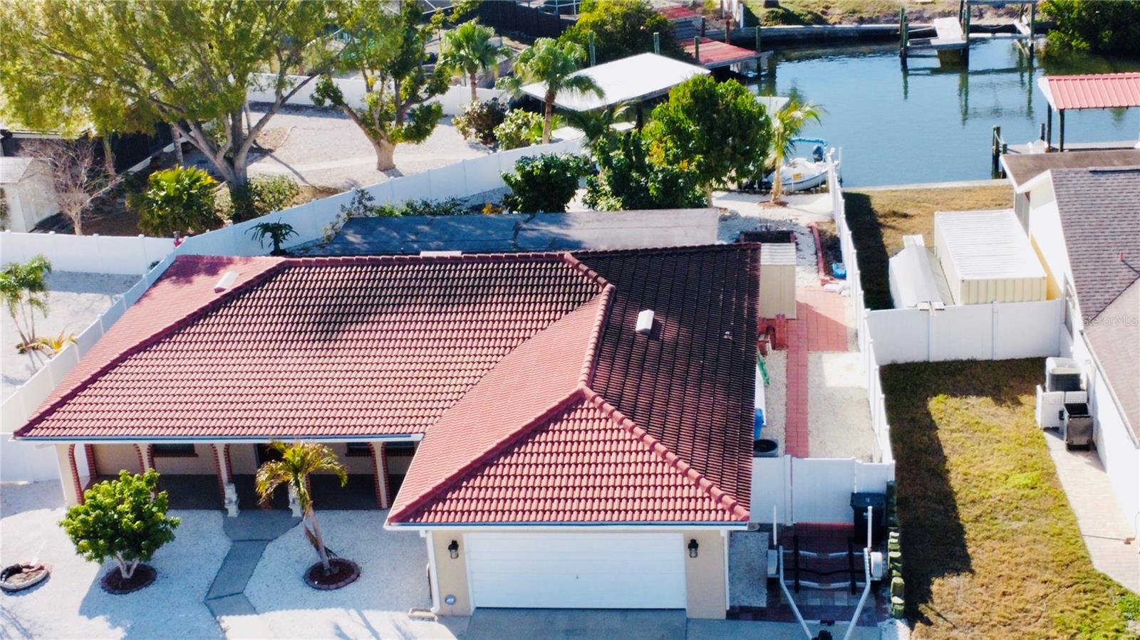 Photo 5 of 6512 MANILA PALM WAY