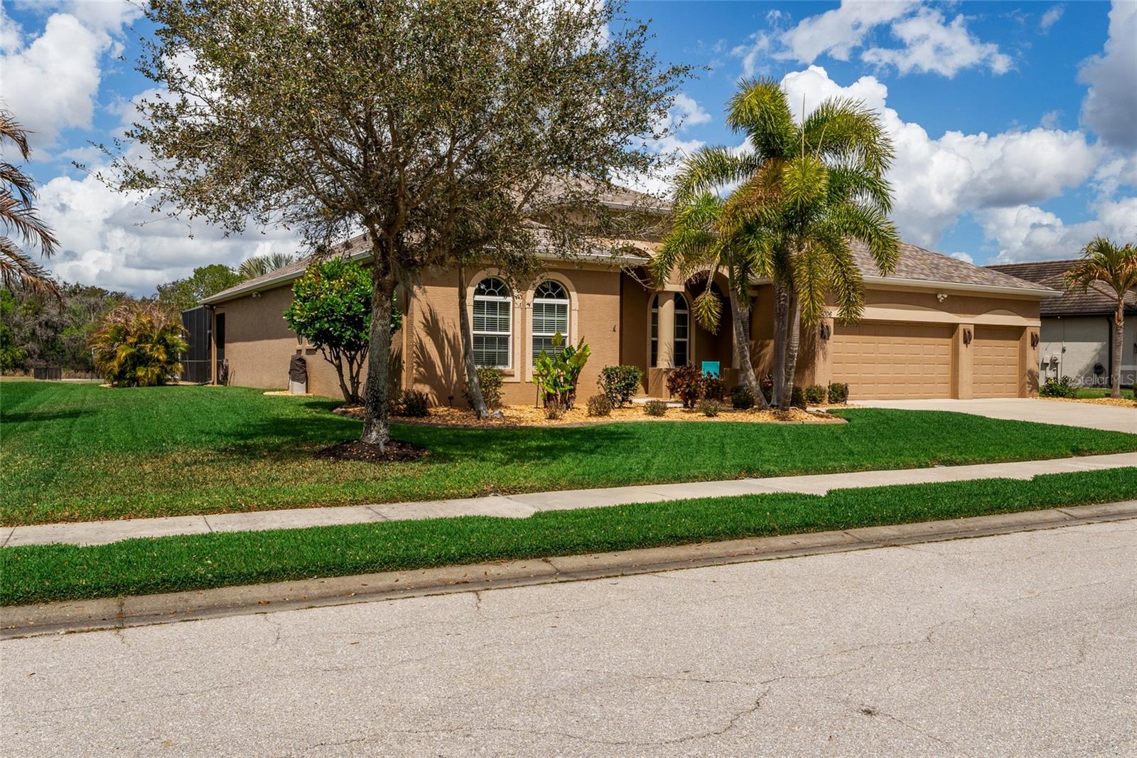 Photo 6 of 13006 50TH CT E