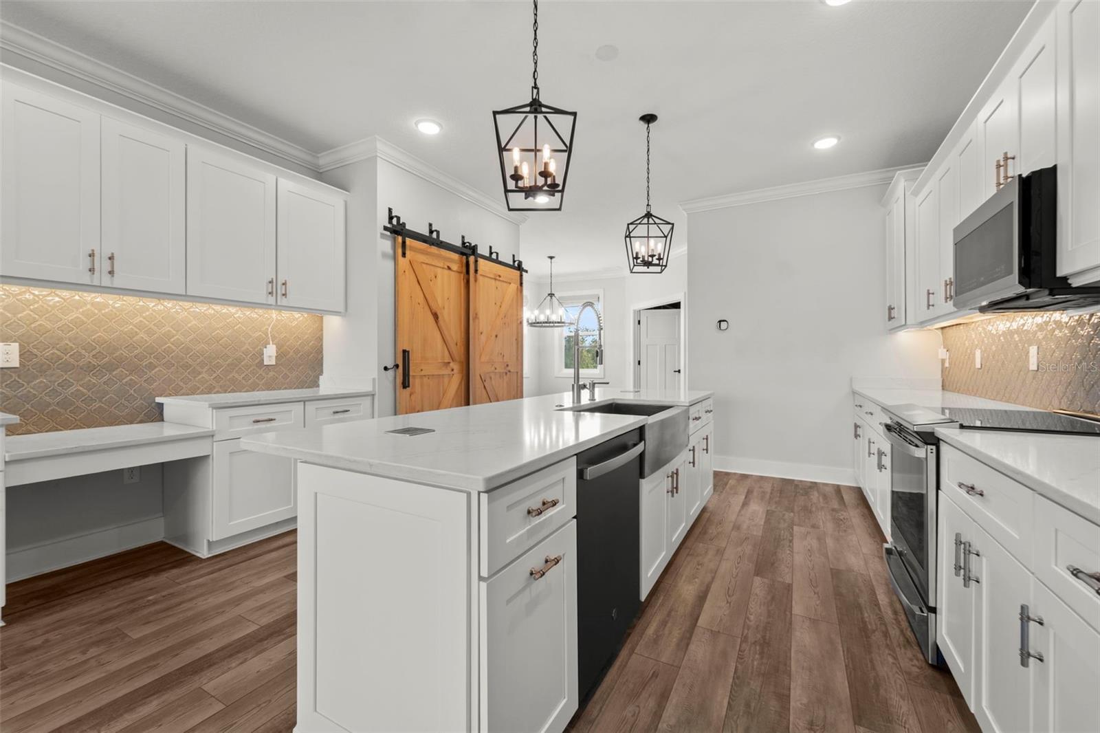 Photo 7 of 1299 SAVONA DR NE