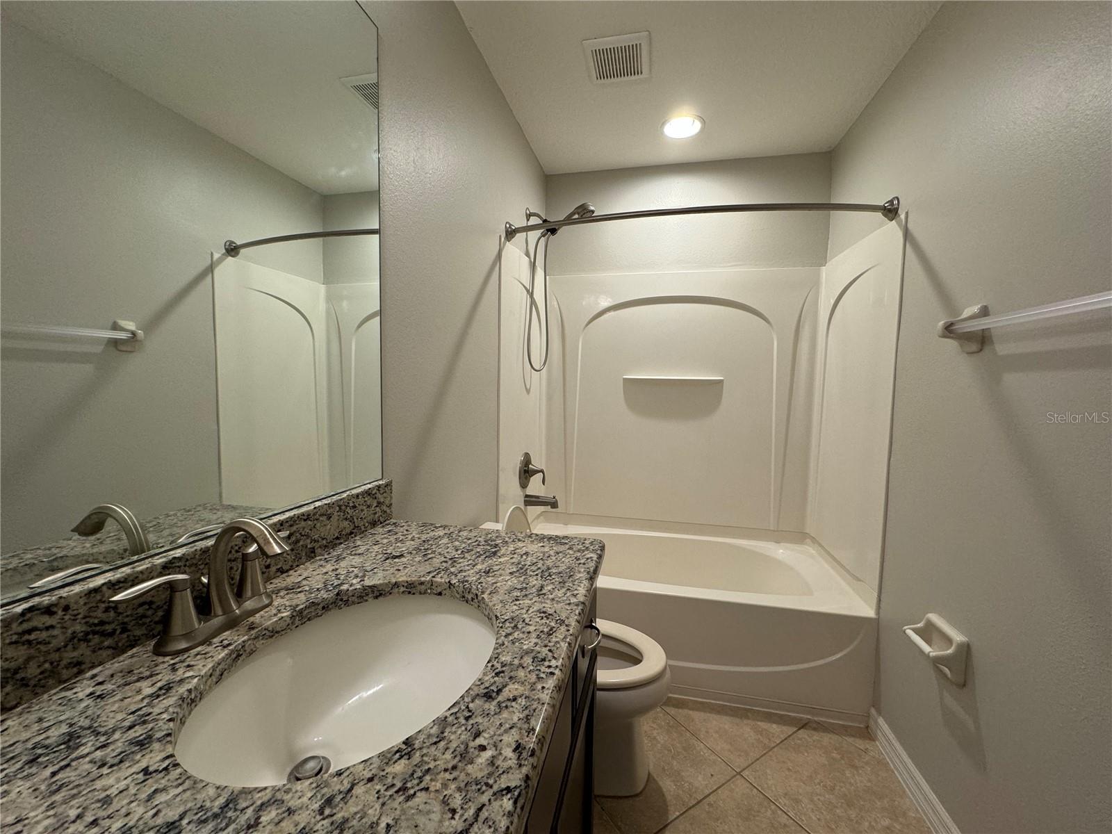 Photo 7 of 2756 BIRCHCREEK DR